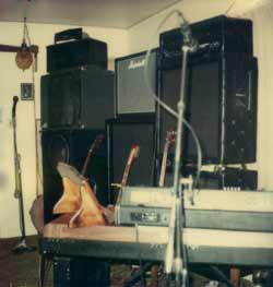 Coyote's amp stacks